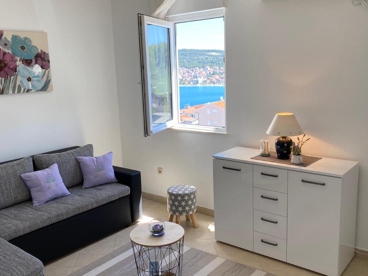 Apartment Tihana Trogir Exterior foto